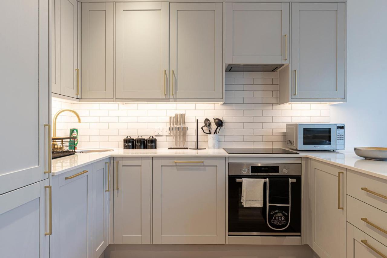 Stylish 1 Bed Flats In Soho, Next To Piccadilly Circus And Trafalgar Square 伦敦 外观 照片