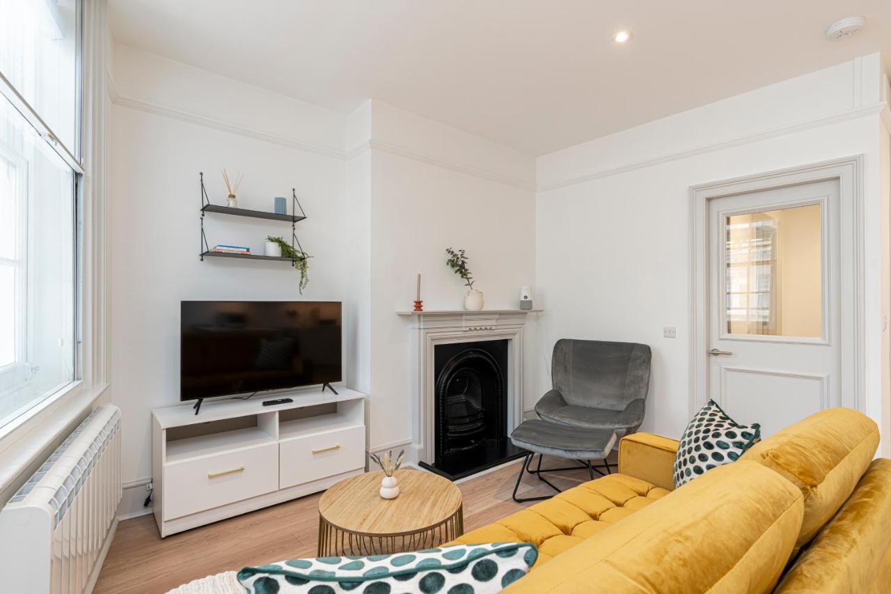 Stylish 1 Bed Flats In Soho, Next To Piccadilly Circus And Trafalgar Square 伦敦 外观 照片