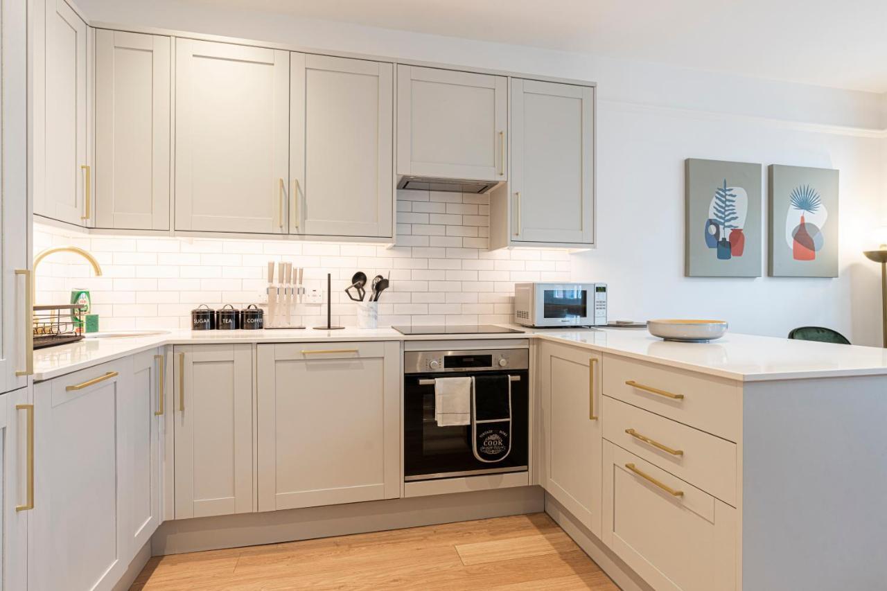 Stylish 1 Bed Flats In Soho, Next To Piccadilly Circus And Trafalgar Square 伦敦 外观 照片