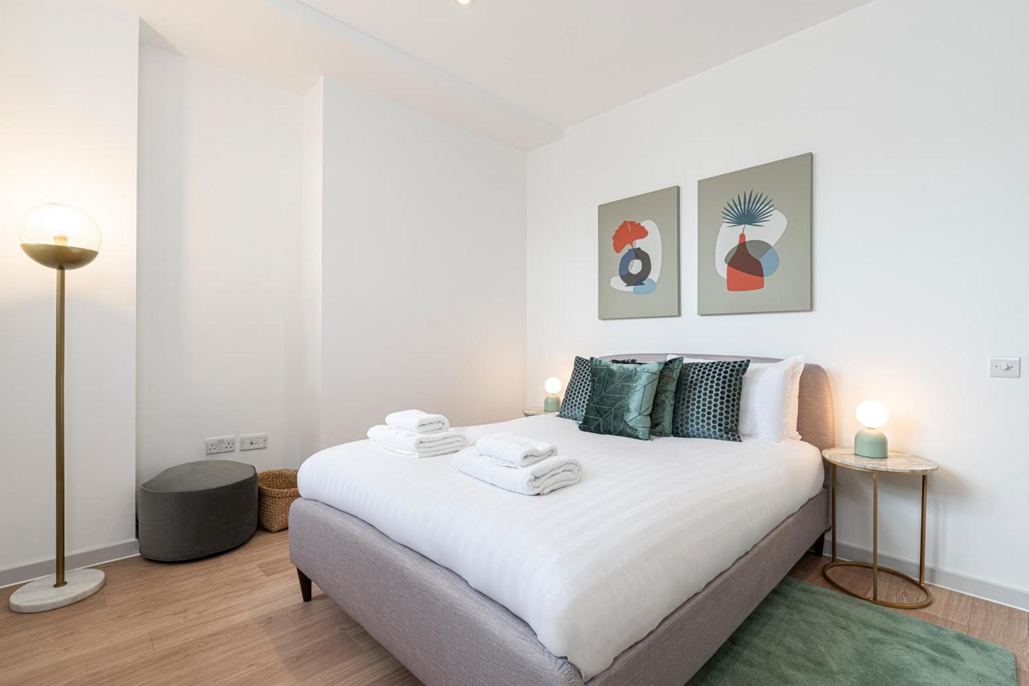 Stylish 1 Bed Flats In Soho, Next To Piccadilly Circus And Trafalgar Square 伦敦 外观 照片