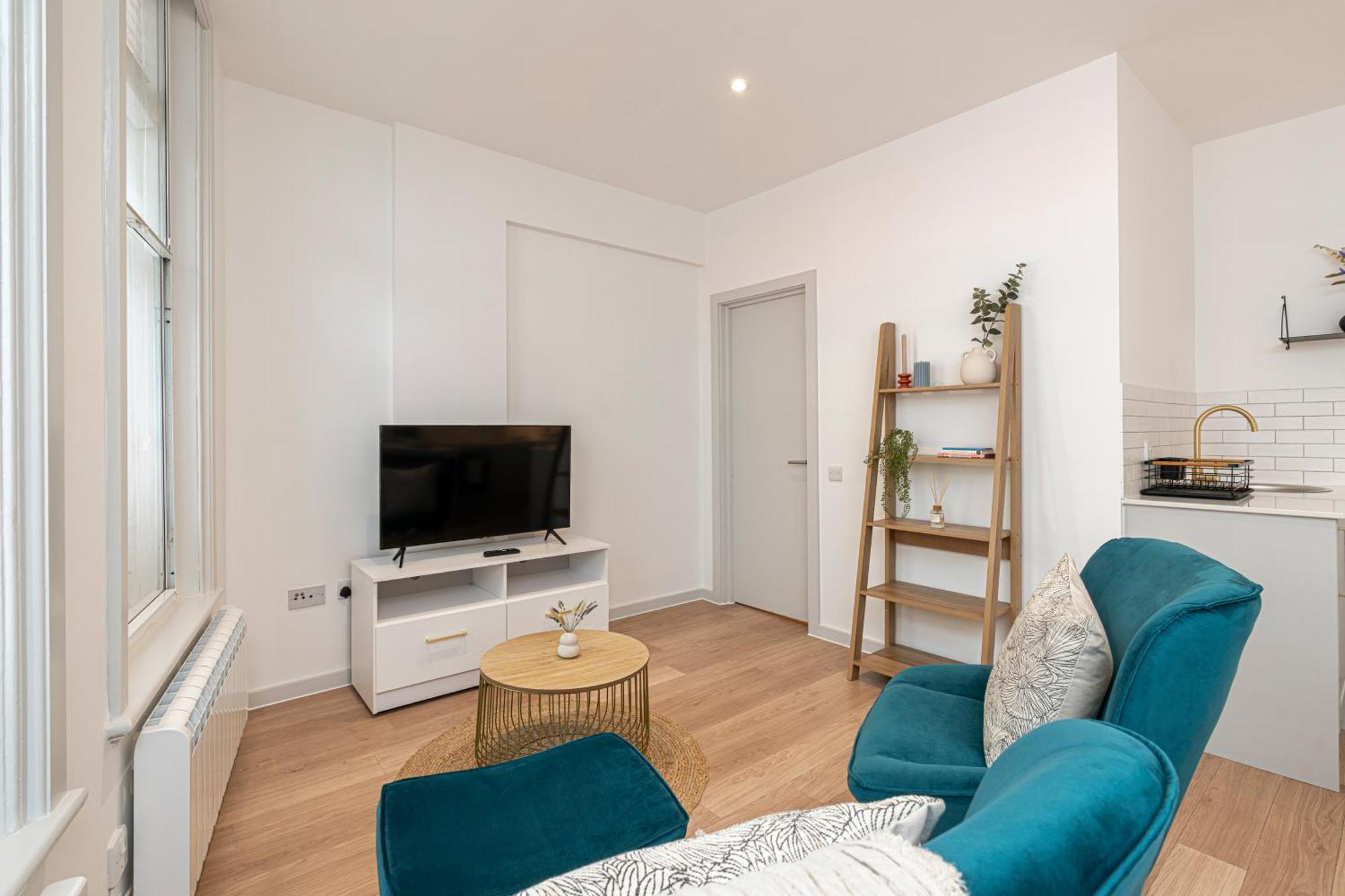 Stylish 1 Bed Flats In Soho, Next To Piccadilly Circus And Trafalgar Square 伦敦 外观 照片