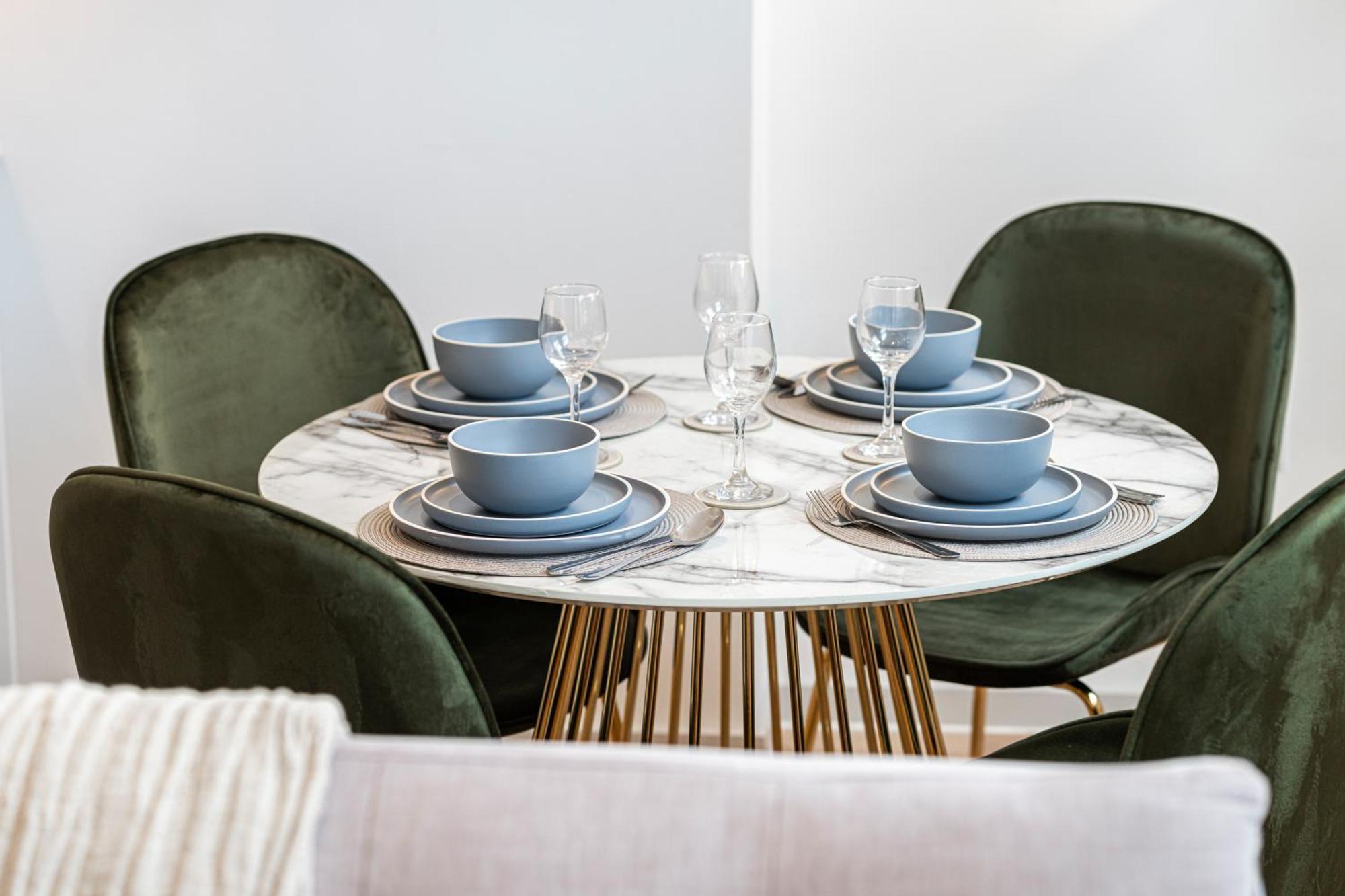 Stylish 1 Bed Flats In Soho, Next To Piccadilly Circus And Trafalgar Square 伦敦 外观 照片