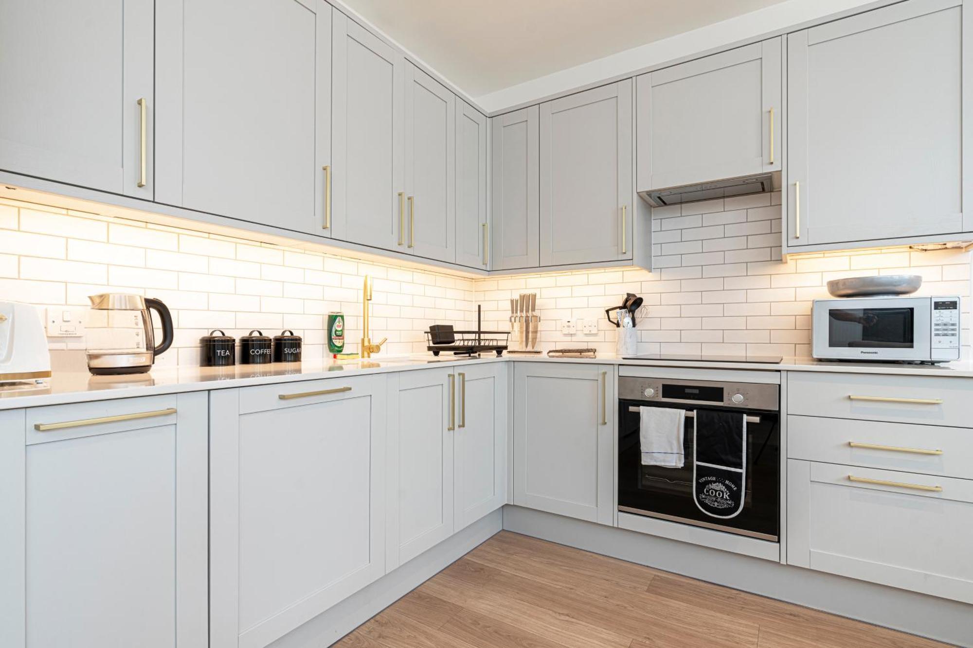 Stylish 1 Bed Flats In Soho, Next To Piccadilly Circus And Trafalgar Square 伦敦 外观 照片