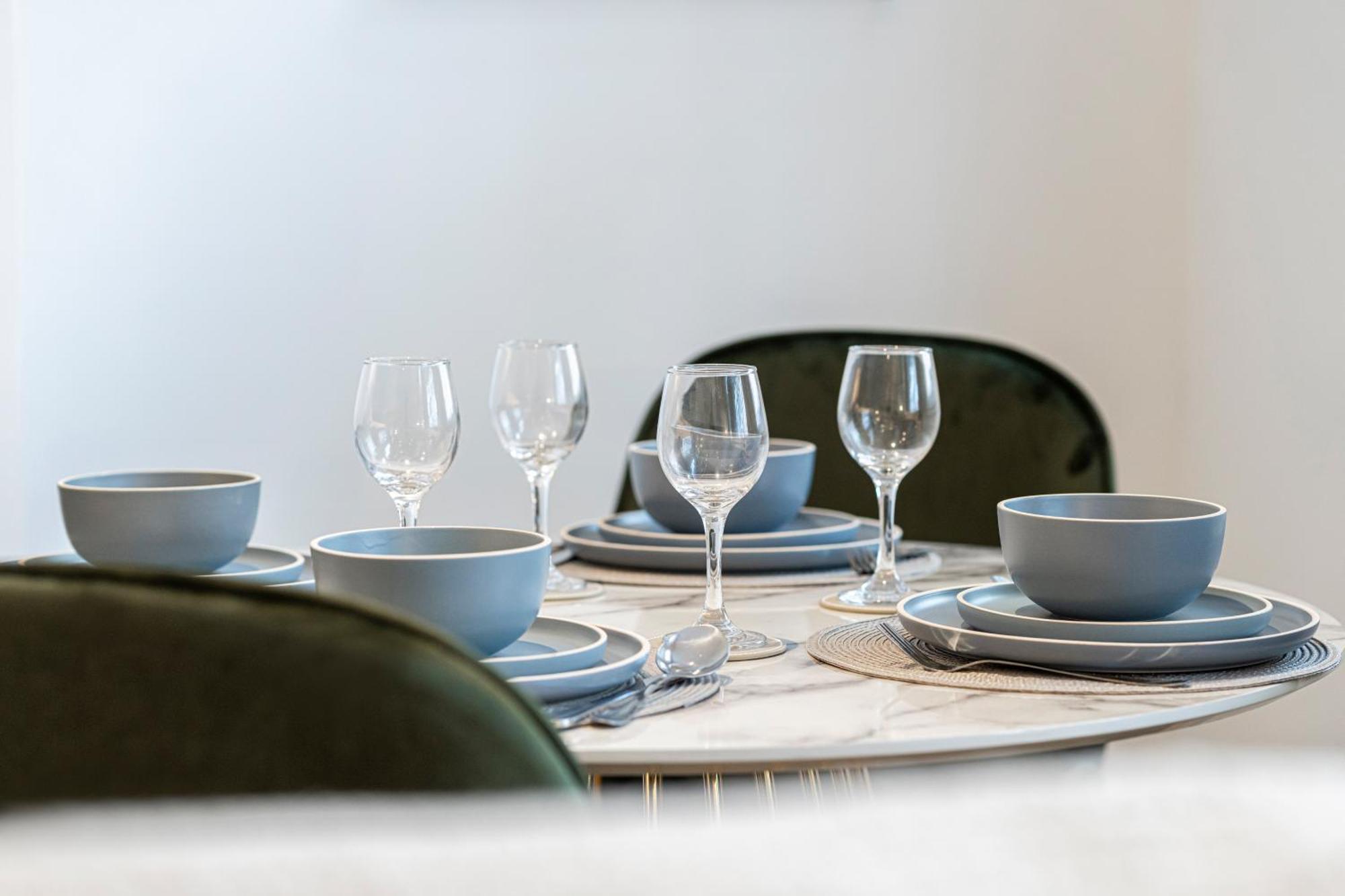 Stylish 1 Bed Flats In Soho, Next To Piccadilly Circus And Trafalgar Square 伦敦 外观 照片
