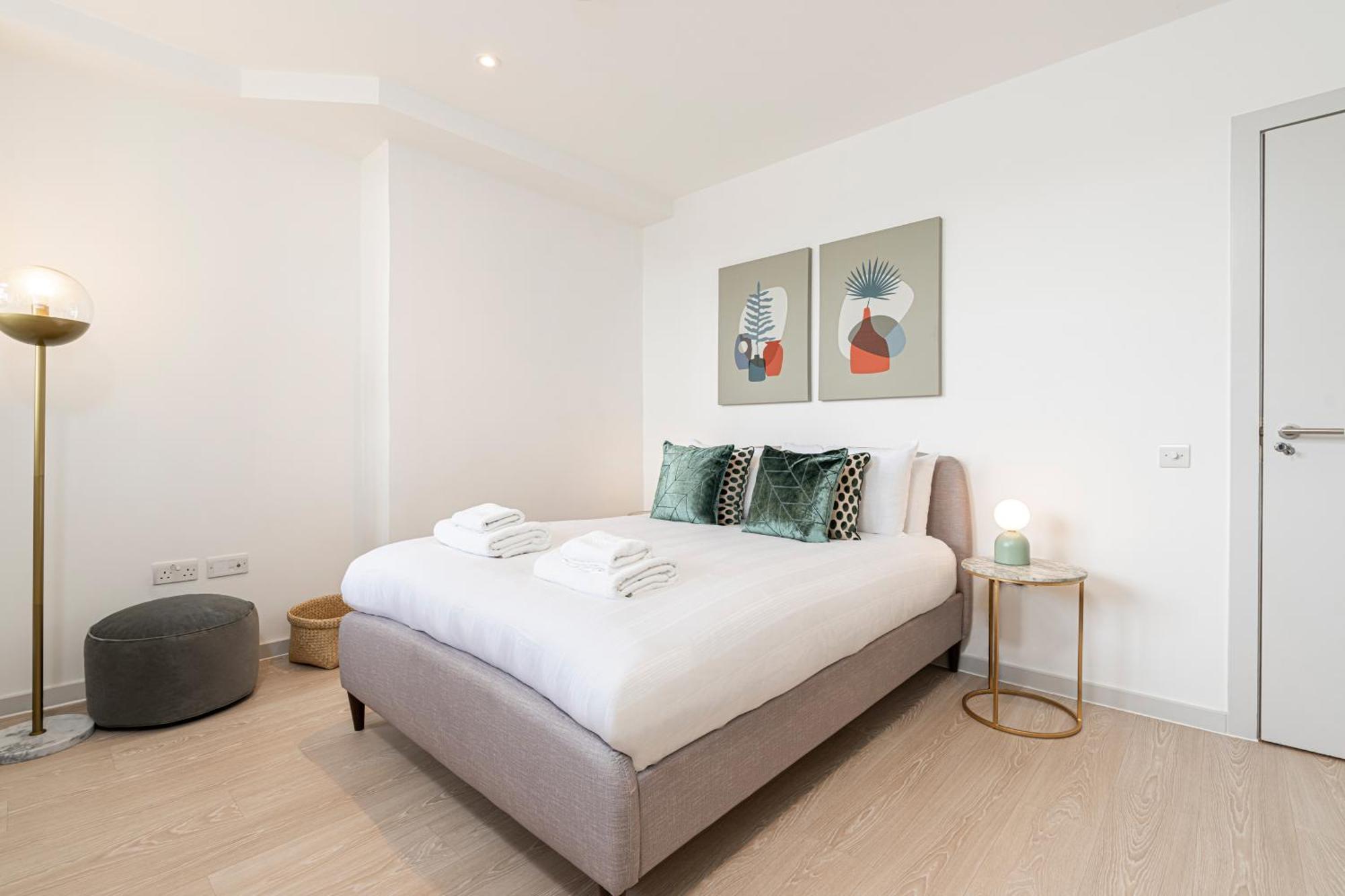 Stylish 1 Bed Flats In Soho, Next To Piccadilly Circus And Trafalgar Square 伦敦 外观 照片