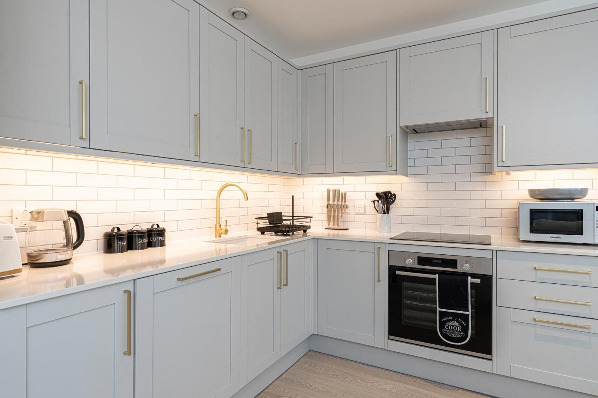 Stylish 1 Bed Flats In Soho, Next To Piccadilly Circus And Trafalgar Square 伦敦 外观 照片