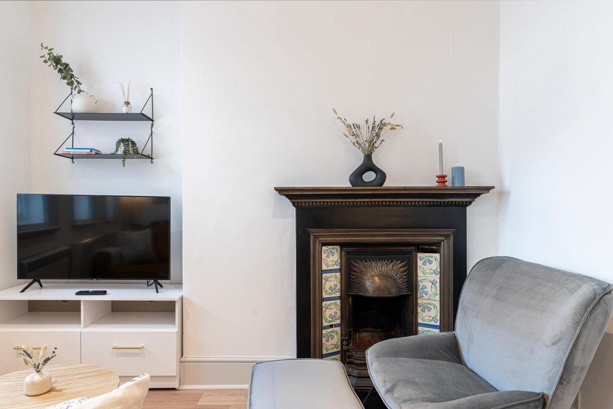 Stylish 1 Bed Flats In Soho, Next To Piccadilly Circus And Trafalgar Square 伦敦 外观 照片