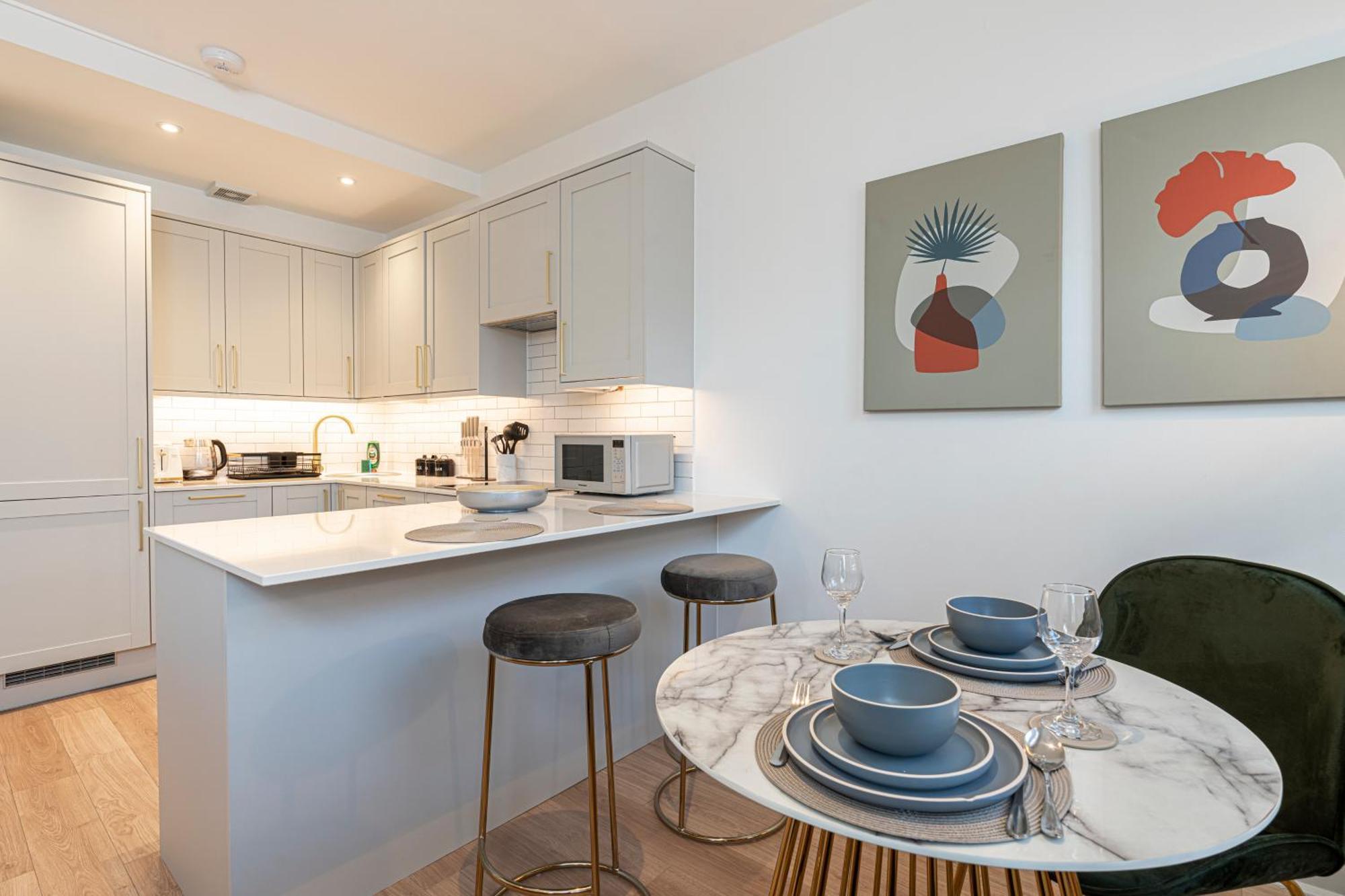 Stylish 1 Bed Flats In Soho, Next To Piccadilly Circus And Trafalgar Square 伦敦 外观 照片